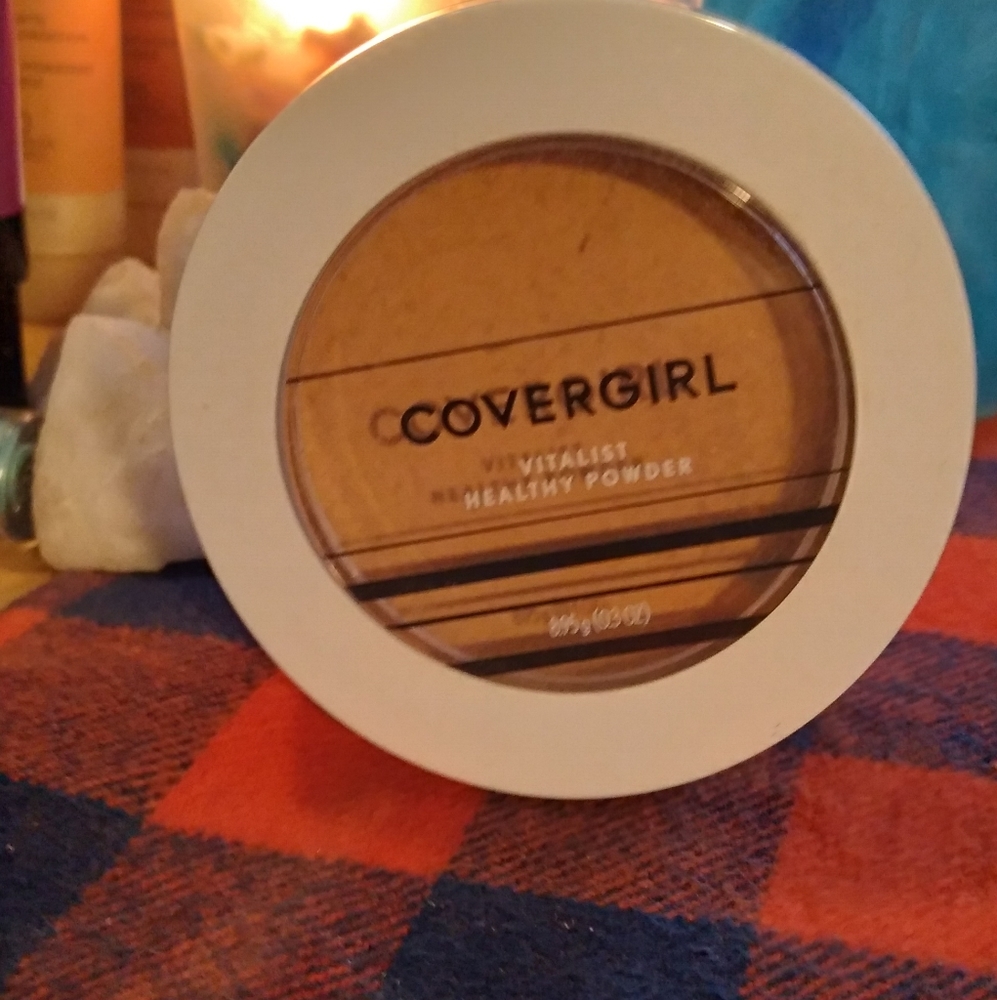 2 CoverGirl vitalist health powder. MEDIUM 742